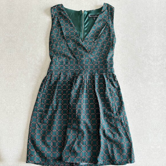Green Leaf Print Tie Back Skater Dress ASO Louisa Clark - Picture 3 of 6
